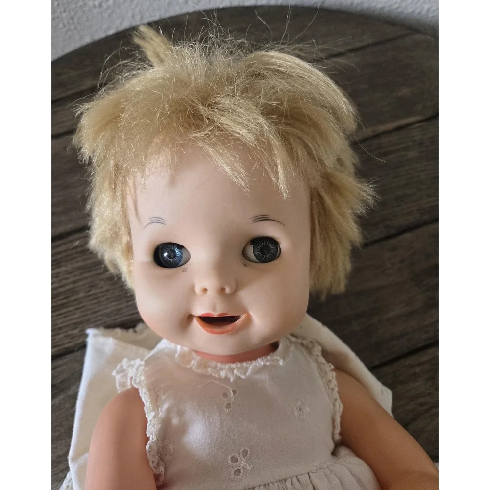 Vintage 1960s Deluxe Reading 16